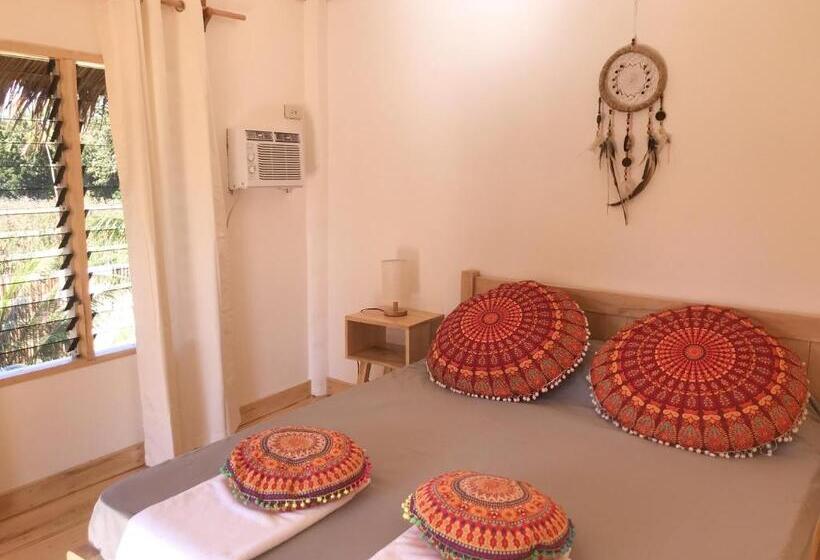 بانگلوی لوکس, Mandala Tribe Treehouses