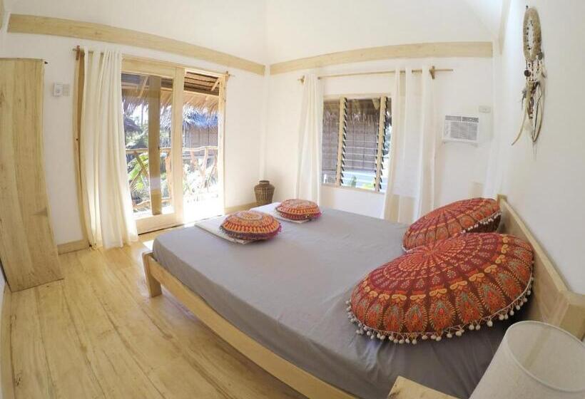 بانگلوی لوکس, Mandala Tribe Treehouses