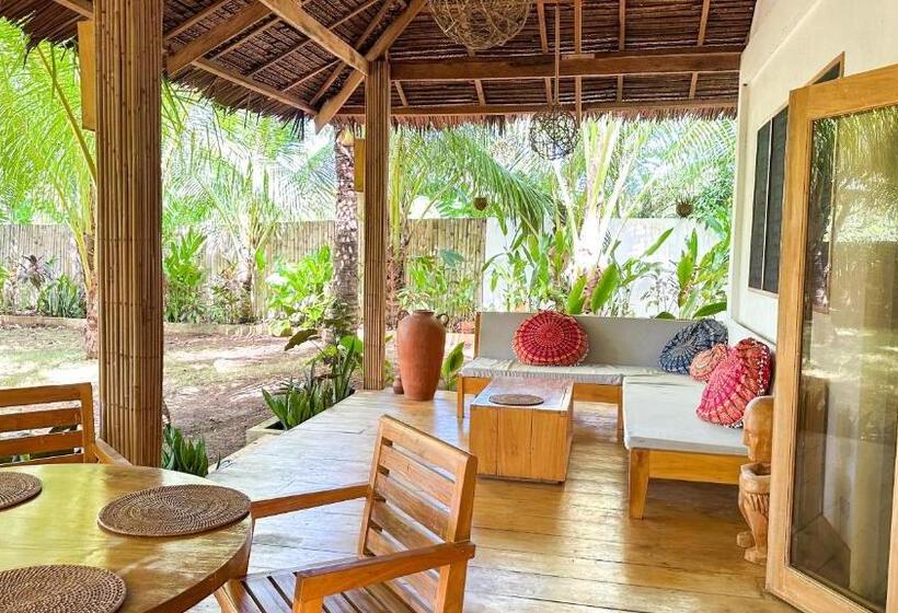 ویلای 1 خوابه, Mandala Tribe Treehouses