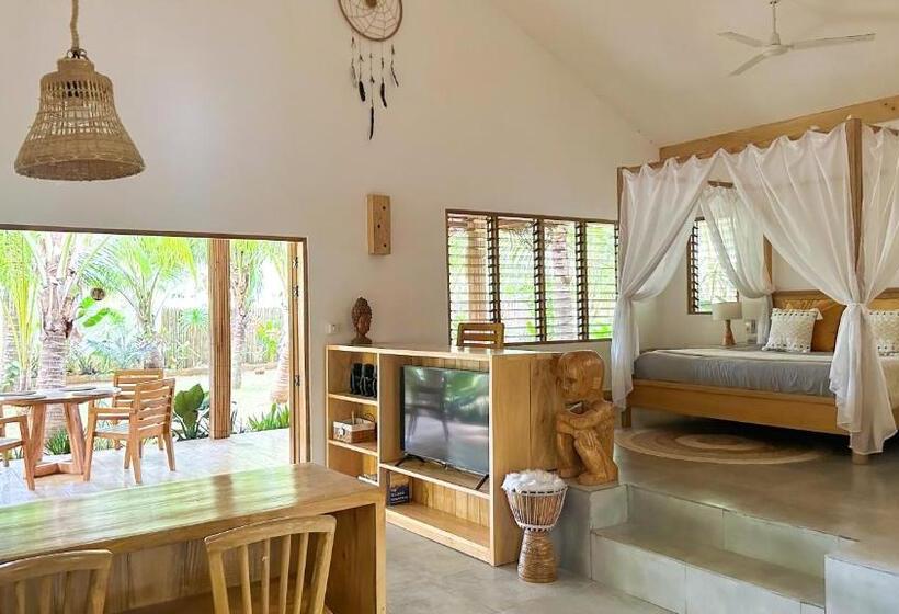 ویلای 1 خوابه, Mandala Tribe Treehouses