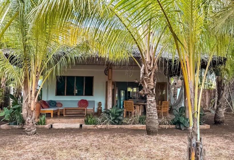ویلای 1 خوابه, Mandala Tribe Treehouses