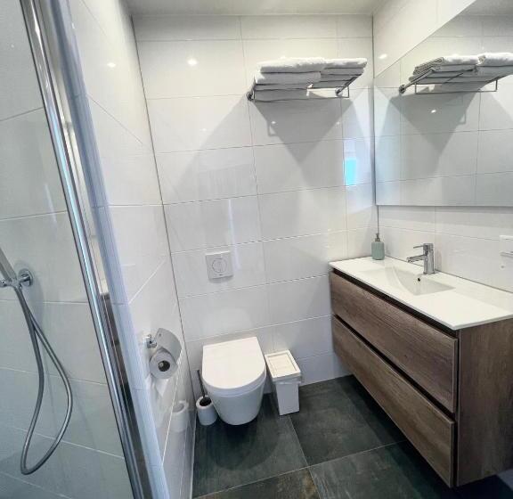 דירת חדר נוף לים, Neptunus Appartementen