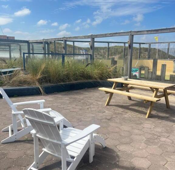 סטודיו סטנדרט עם מרפסת, Neptunus Appartementen