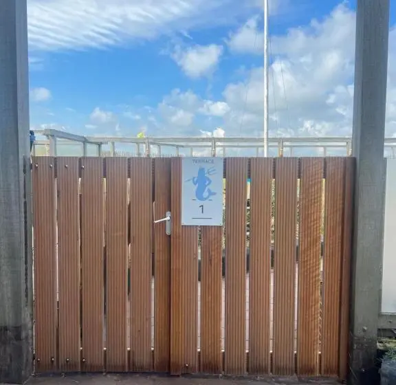 テラス付きスタンダードワンルーム, Neptunus Appartementen