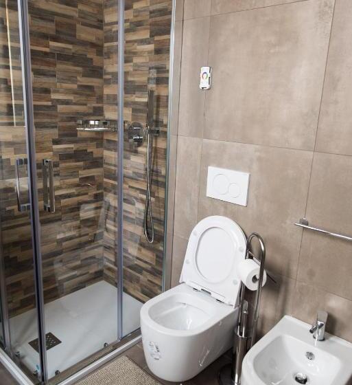 اتاق استاندارد, Fourooms   Bari Sparano