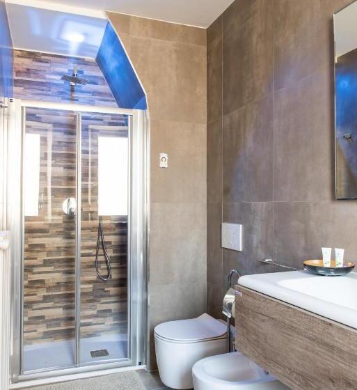 اتاق لوکس, Fourooms   Bari Sparano