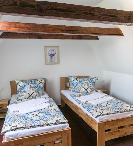 듀플렉스 스위트, Penzion U Kapitána