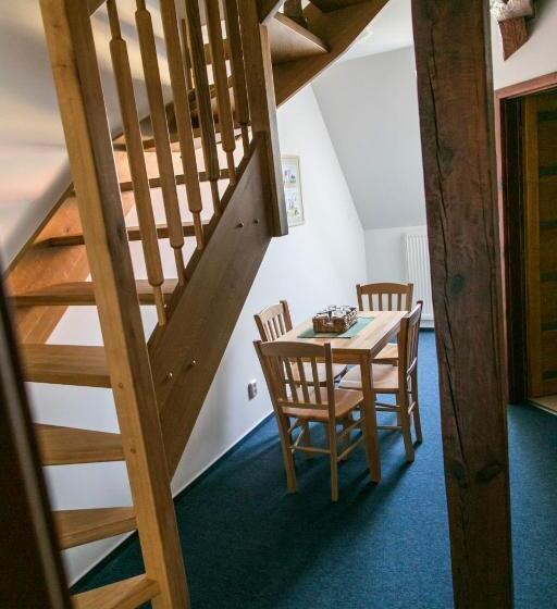 듀플렉스 스위트, Penzion U Kapitána