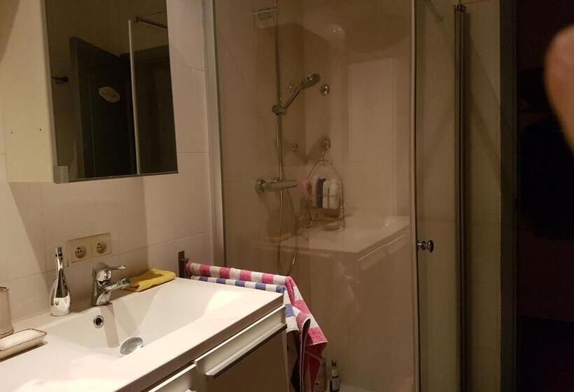 スタンダードルーム, B&b Lazy Life