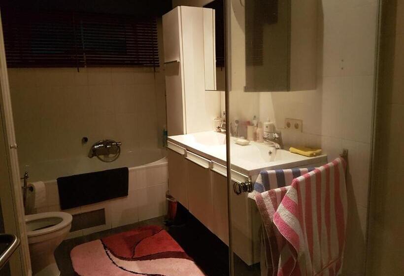 スタンダードルーム, B&b Lazy Life