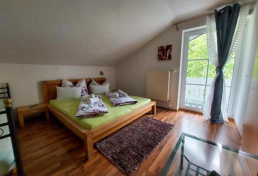Habitació Estàndard amb Balconada, Haus Emily