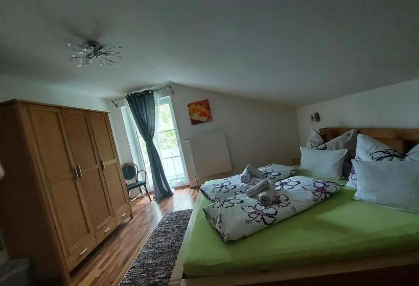 Standard-huone Parveke, Haus Emily