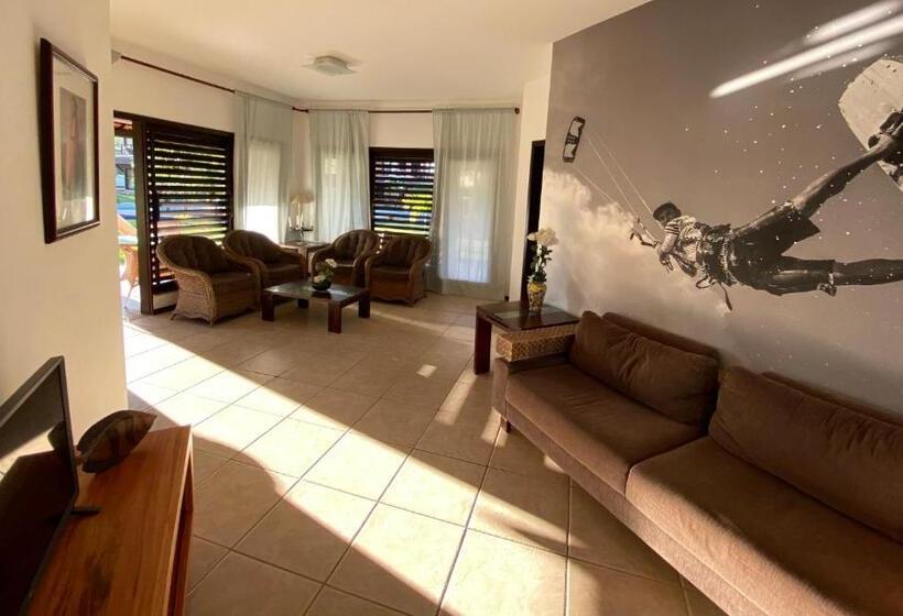 דירת 3 חדרים נוף לים, Dream Beach Cumbuco Oceanfront Apartments