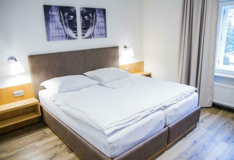 Mozgáskorlátozott Standard Szoba King Size Bed, Apart U Lva