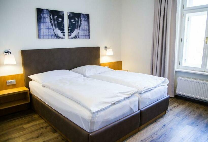 Mozgáskorlátozott Standard Szoba King Size Bed, Apart U Lva