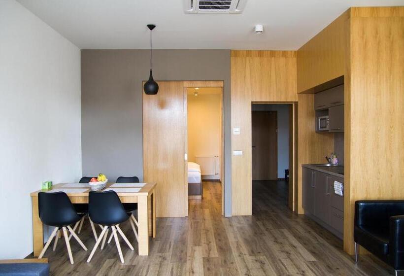 Mozgáskorlátozott Standard Szoba King Size Bed, Apart U Lva