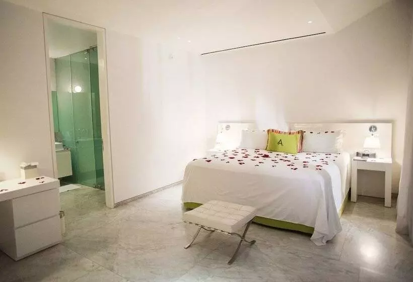 سوئیت پرزیدنت, Anticavilla Hotel Restaurante & Spa