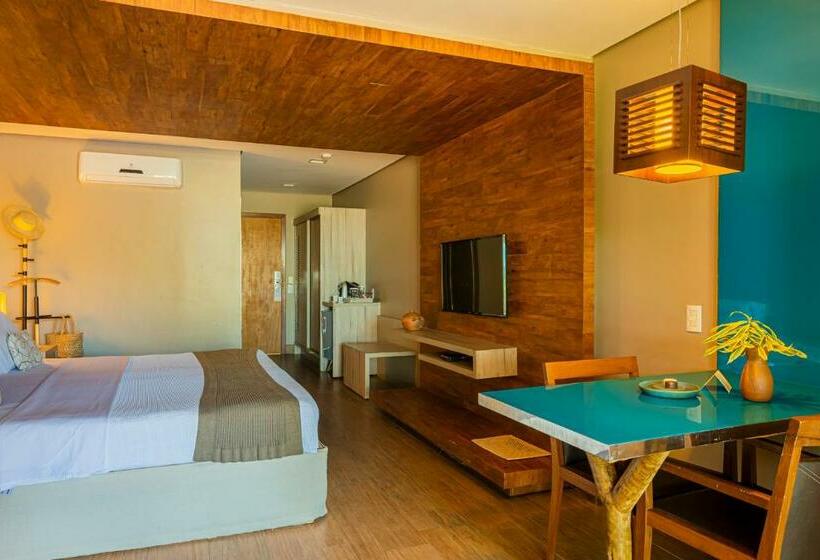 סוויטה נוף לבריכה, Carmel Charme Resort