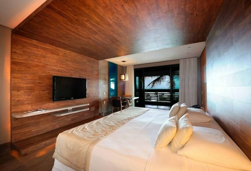 سوییت سوپریور, Carmel Charme Resort