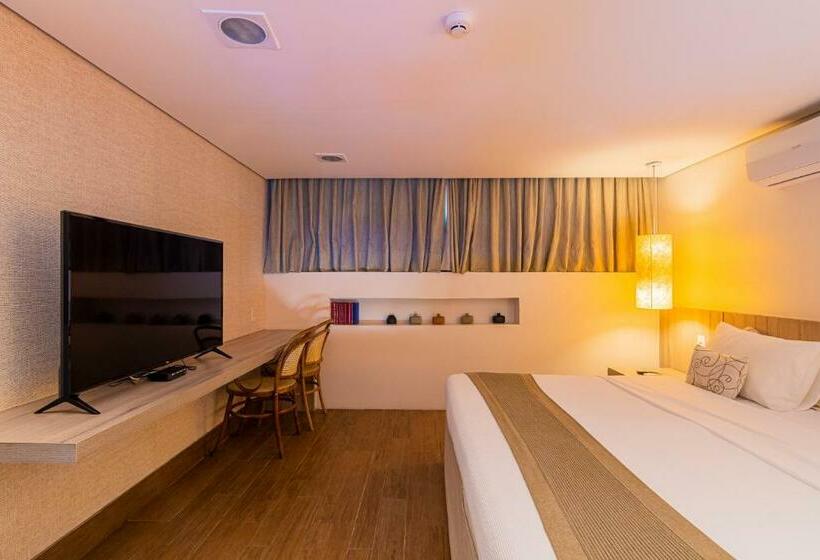 듀플렉스 스위트, Carmel Charme Resort