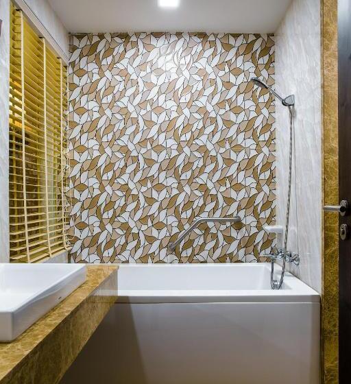 اتاق لوکس, Aiyara Palace