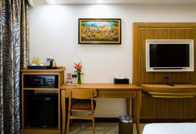 اتاق لوکس, Aiyara Palace