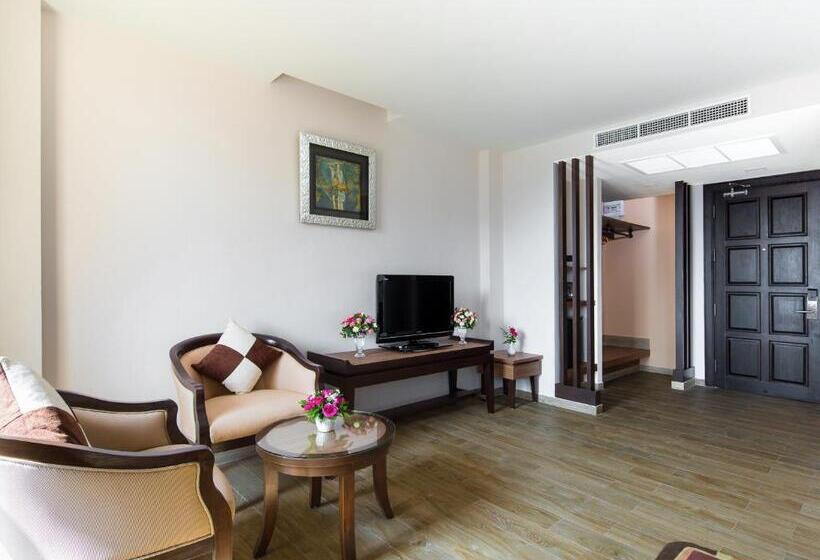 Mini Suite, Aiyara Palace