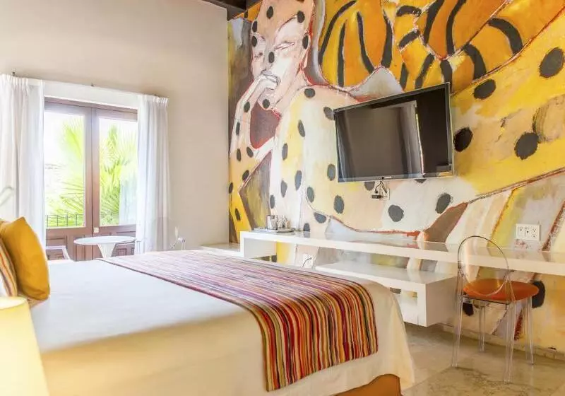 سوییت جونیور, Anticavilla Hotel Restaurante & Spa