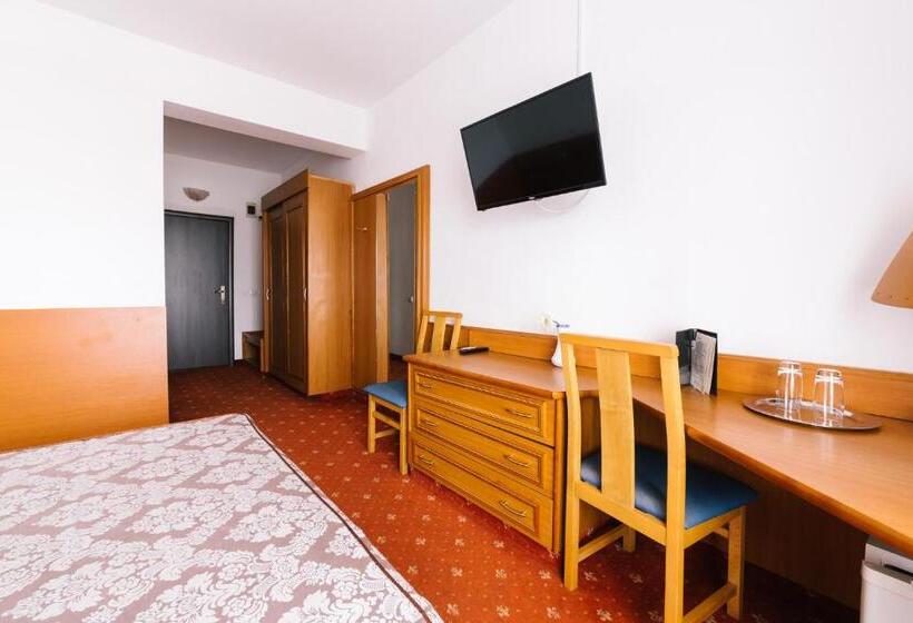 חדר סטנדרט, Black Lord