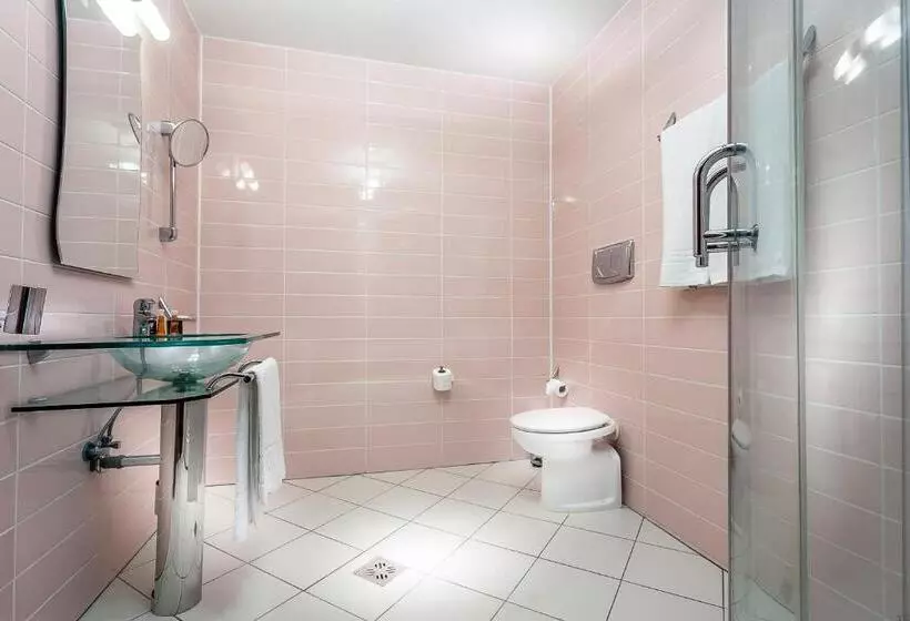 سوئیت پنت هاوس, Business Hotel Conference Center & Spa