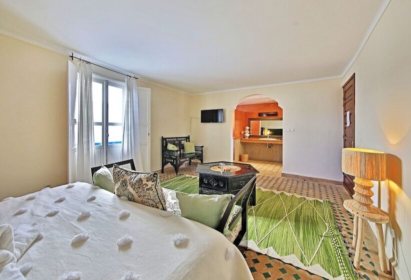 豪华房间, Dar L Oussia