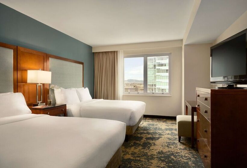 סוויטה מותאמת לאדם עם מוגבלויות, Embassy Suites By Hilton Denver Downtown Convention Center
