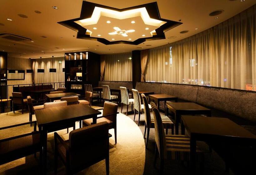 غرفة قياسية فردية, Ginza Grand