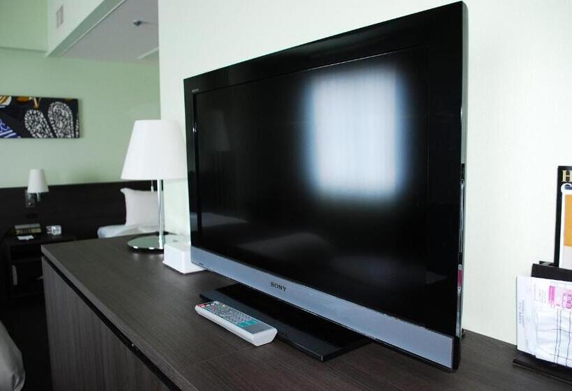 غرفة قياسية رباعية, Ginza Grand