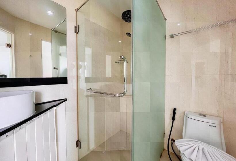 스탠다드 룸, Grand Sunset Hotel Phuket