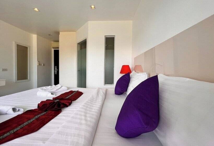 스탠다드 룸, Grand Sunset Hotel Phuket