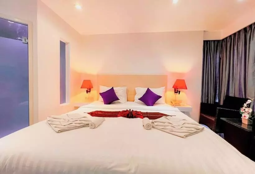 スタンダードルーム, Grand Sunset Hotel Phuket