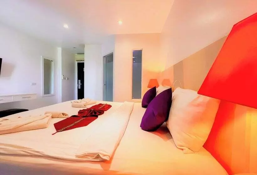 スタンダードルーム, Grand Sunset Hotel Phuket