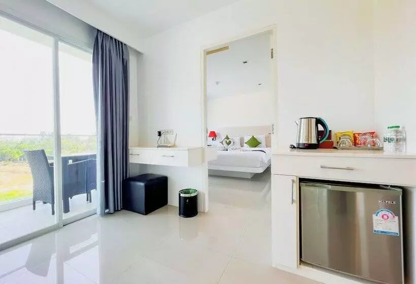 デラックスルーム, Grand Sunset Hotel Phuket