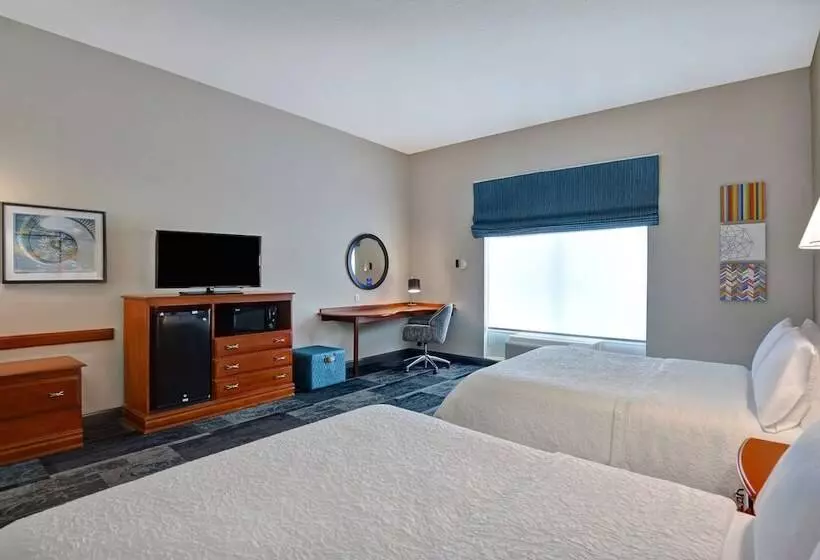 ２ダブルベッドのスタンダードルーム, Hampton Suites Birmingham Hoover