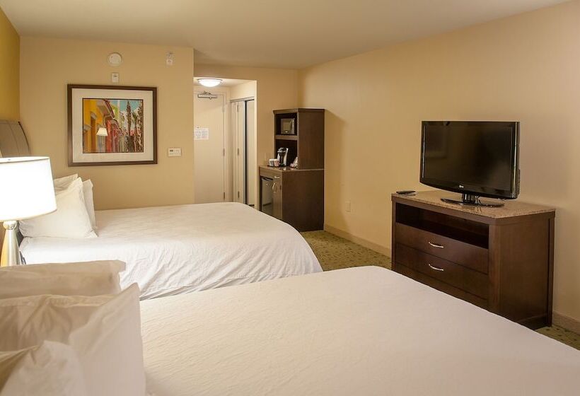 غرفة قياسية, Hilton Garden Inn Pensacola Airport Medical Center