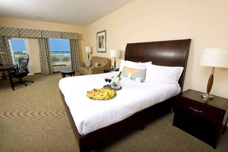 キングサイズベッドのスタンダードルーム, Hilton Garden Inn South Padre Island Beachfront