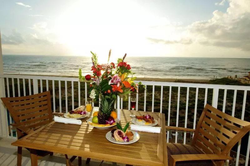 キングサイズベッドのジュニアスイート, Hilton Garden Inn South Padre Island Beachfront