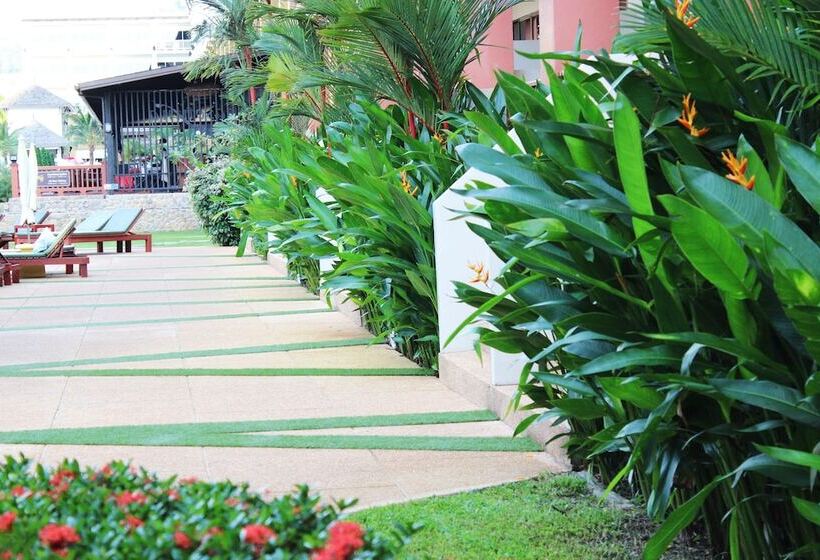 Standard Szoba, Kata Sea Breeze Resort   Sha Plus