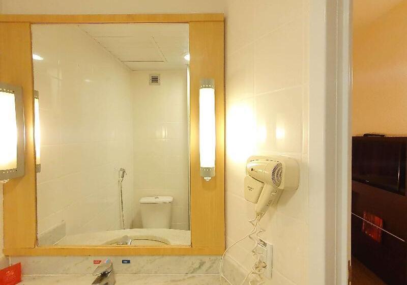 Lakosztály, Kata Sea Breeze Resort   Sha Plus