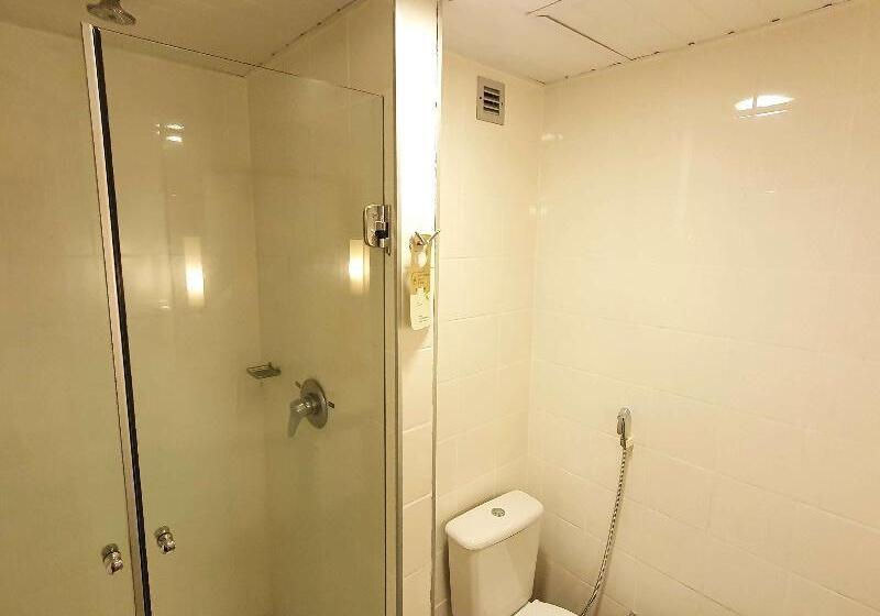 Lakosztály, Kata Sea Breeze Resort   Sha Plus