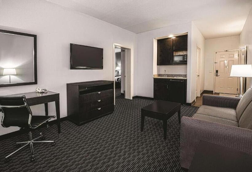 חדר דלוקס מותאם לאנשים עם מוגבלויות, La Quinta By Wyndham Austin   Cedar Park