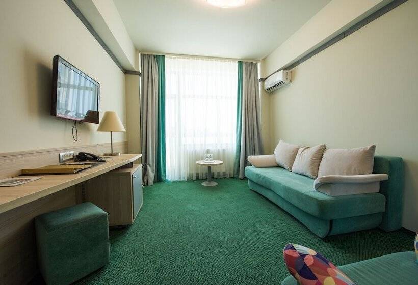 1 Bedroom Apartment City View, Malibu Mamaia