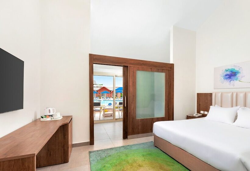 خانه یا کلبه ی ییلاقی با نمای استخر, Pickalbatros Jungle Aqua Park  Neverland Hurghada