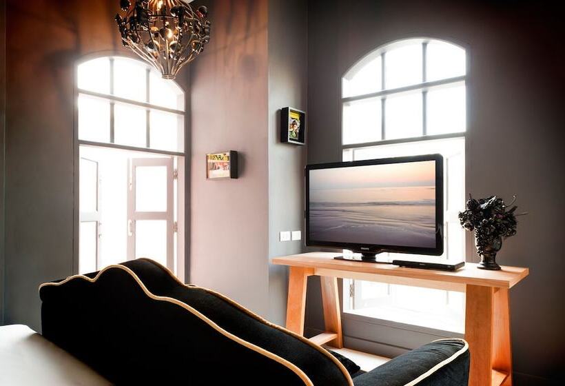 수피리어 트리플 룸, Pimnara Boutique